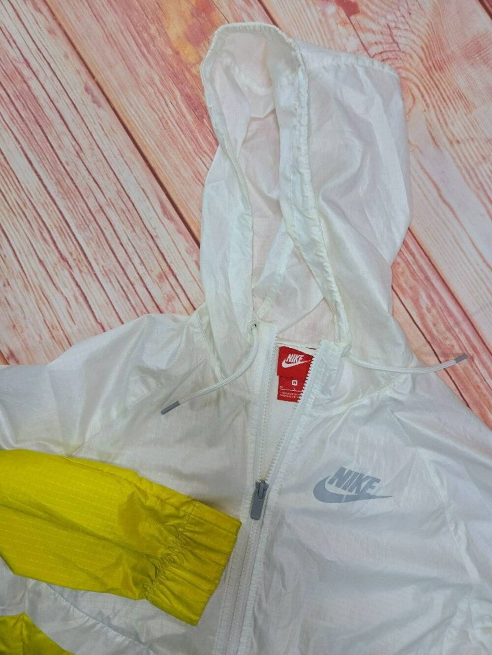 Nike Mens White/Yellow Hooded Windbreaker Jacket Medium Lightweight
